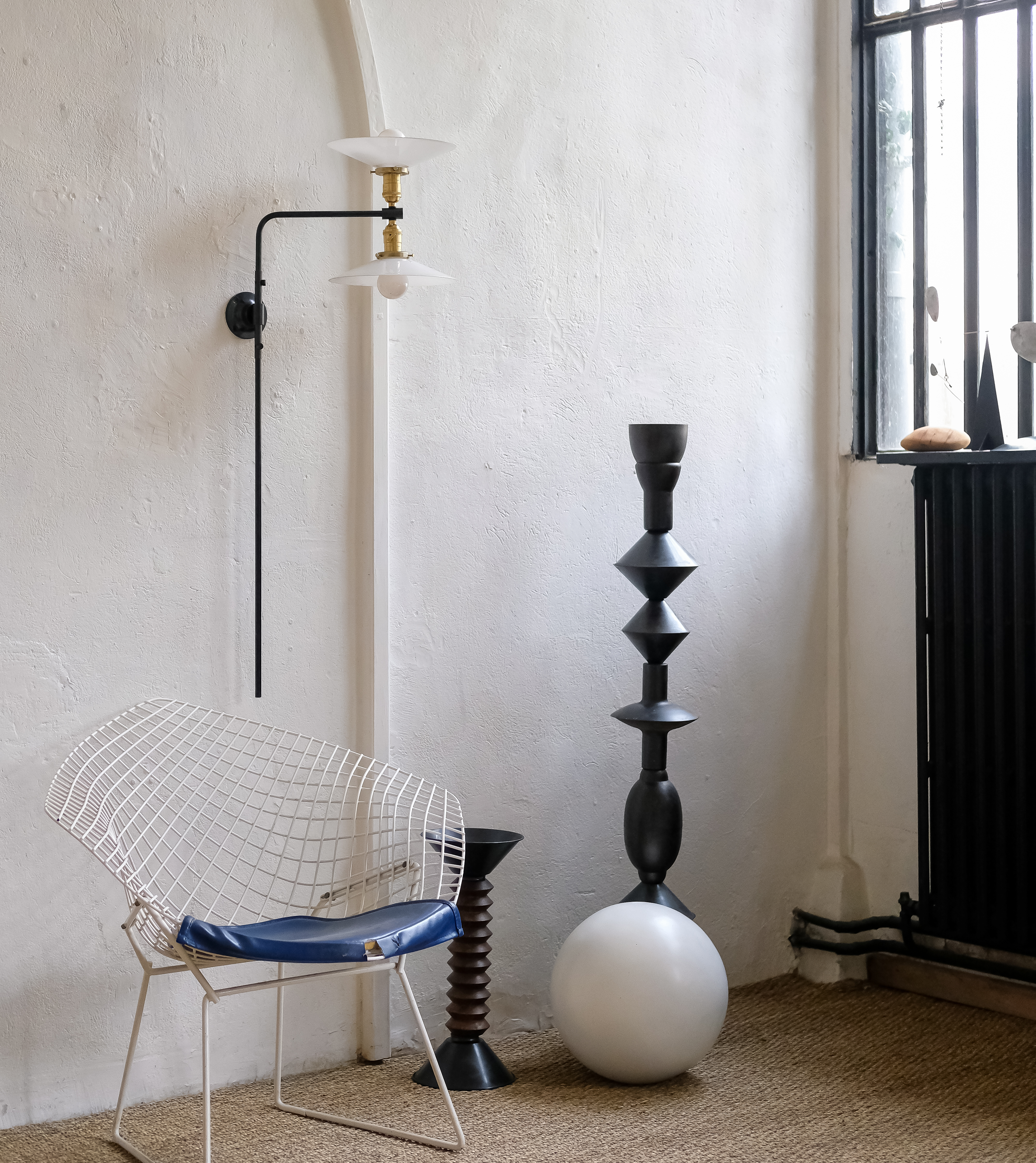 Industrial style swing wall lamp French design