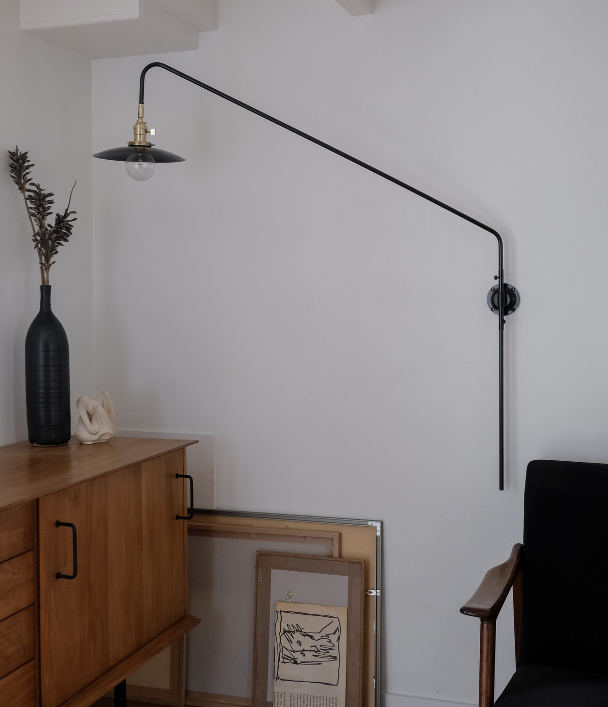 Remodelista French design wall lamp swing